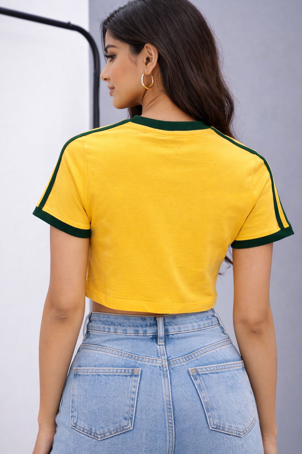 BRAZIL CROP TEE